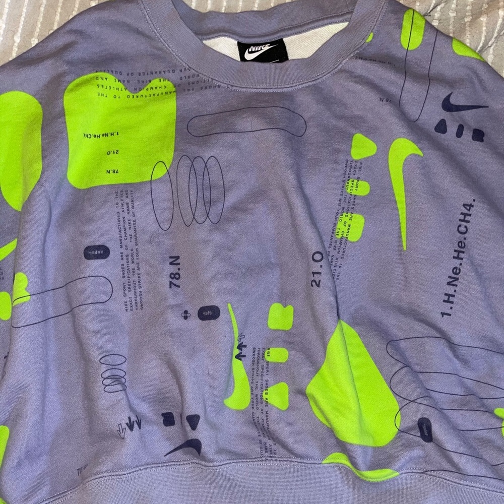 Nike sweatshirt